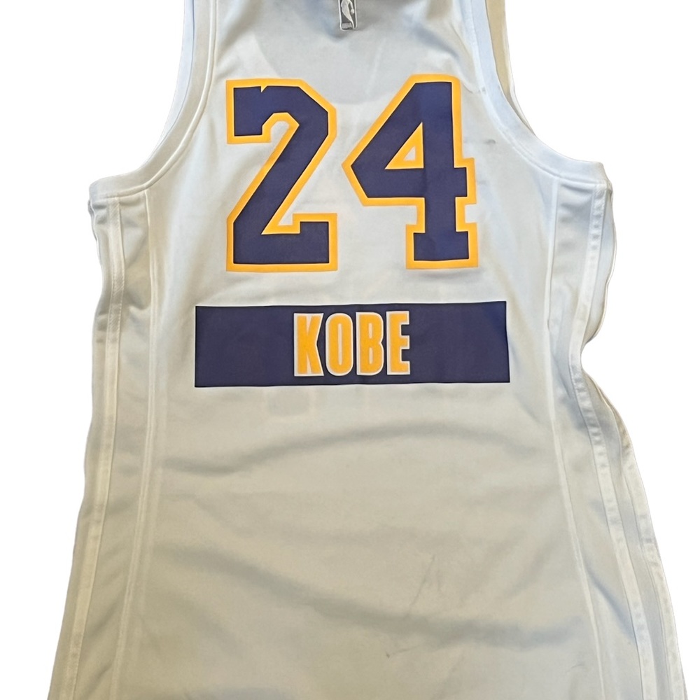 Adidas Kobe Lakers Jersey Size Small for her